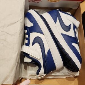 Nike Kids Sneakera BNIB